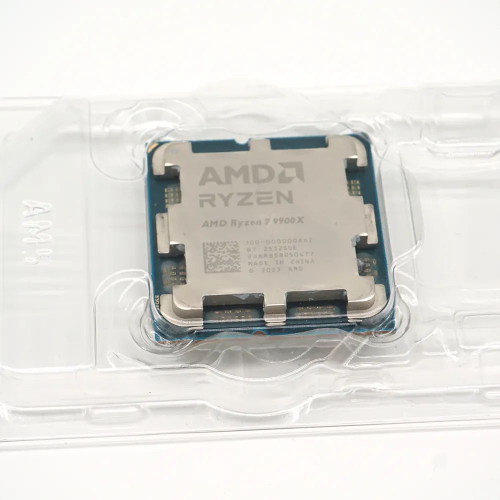 AMD Ryzen 9 9900X, Foto 4 von 4