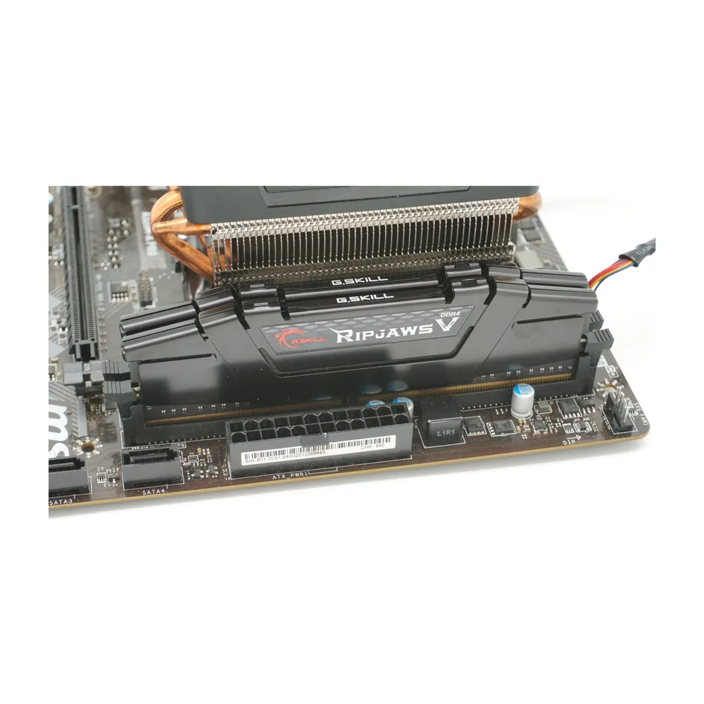 G.Skill Ripjaws V 16 GB Kit, Foto 9 von 9